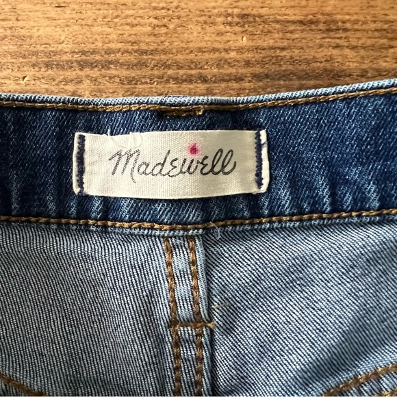 Madewell Distressed High Rise Denim Cut Off Shorts Style F7019 Size 27 - Picture 4 of 9